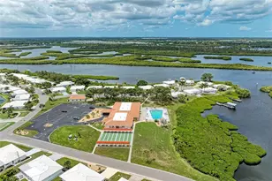 4006 Joyce Dr, Bradenton, FL 34208 - Photo 37