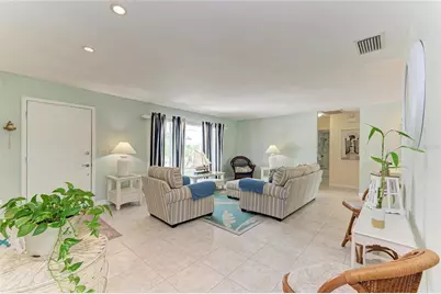 4006 Joyce Drive, Bradenton, FL 34208 - Photo 9