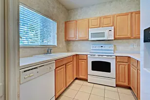 13050 Tigers Eye Dr, Venice, FL 34292 - Photo 5