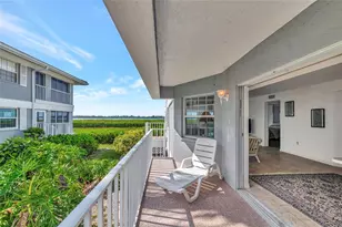 1249 Edgewater Cir, Bradenton, FL 34209 - Photo 23