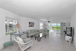 1249 Edgewater Cir, Bradenton, FL 34209 - Photo 19
