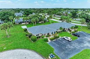 7008 W Country Club Dr N, Sarasota, FL 34243 - Photo 49