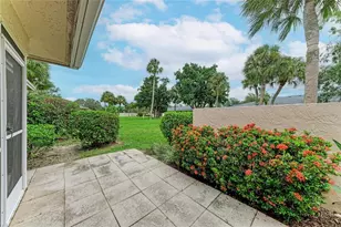 7008 W Country Club Dr N, Sarasota, FL 34243 - Photo 43