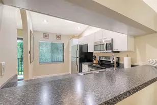 7584 Eagle Creek Dr, Sarasota, FL 34243 - Photo 13