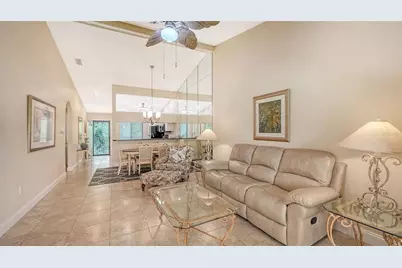 7584 Eagle Creek Drive #7584, Sarasota, FL 34243 - Photo 11
