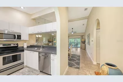 7584 Eagle Creek Drive #7584, Sarasota, FL 34243 - Photo 5
