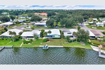 8479 Imperial Circle, Palmetto, FL 34221 - Photo 3