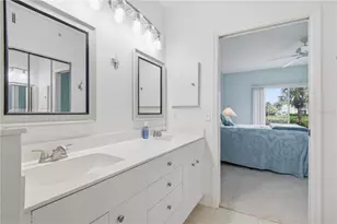418 Laurel Lake Dr, Venice, FL 34292 - Photo 17
