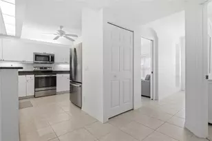 418 Laurel Lake Dr, Venice, FL 34292 - Photo 5