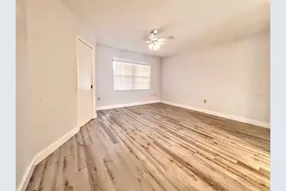 5549 Boulder Boulevard #7, Sarasota, FL 34233 - Photo 9