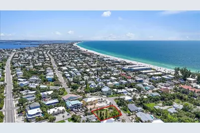 302 73rd Street, Holmes Beach, FL 34217 - Photo 7