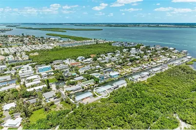 707 Saint Judes Drive S #1, Longboat Key, FL 34228 - Photo 3