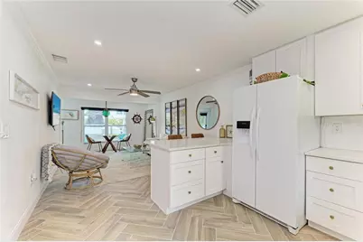 707 Saint Judes Drive S #1, Longboat Key, FL 34228 - Photo 11