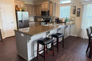 5274 E Camelot Dr, Sarasota, FL 34233 - Photo 15