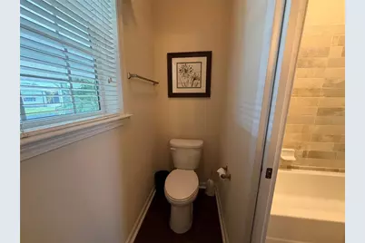 5274 E Camelot Drive, Sarasota, FL 34233 - Photo 31
