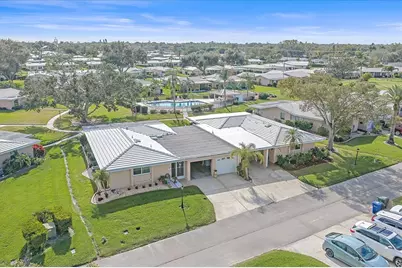 3286 Brunswick Lane #704, Sarasota, FL 34239 - Photo 35