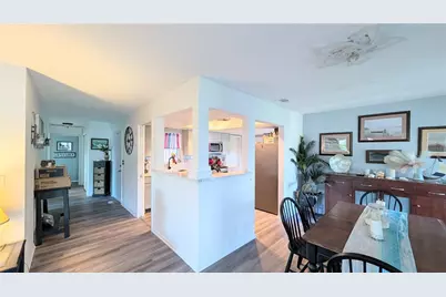 3286 Brunswick Lane #704, Sarasota, FL 34239 - Photo 9