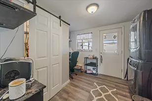 3286 Brunswick Ln, Sarasota, FL 34239 - Photo 15