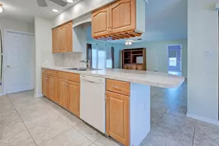 11081 Magdalena Ave, Englewood, FL 34224 - Photo 9