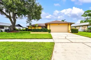 3977 Lemonwood Dr, Sarasota, FL 34232 - Photo 5