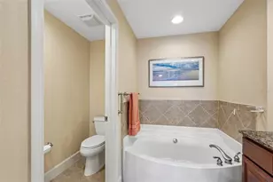 808 3rd Ave W, Bradenton, FL 34205 - Photo 17