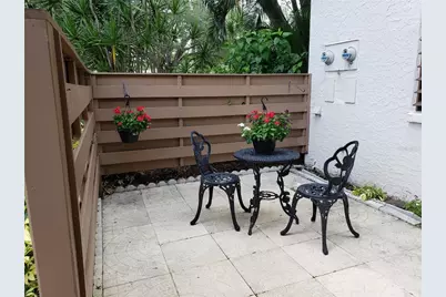 138 Pineneedle Drive, Bradenton, FL 34210 - Photo 3