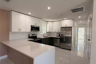 2405 21st Ave W, Bradenton, FL 34205 - Photo 3