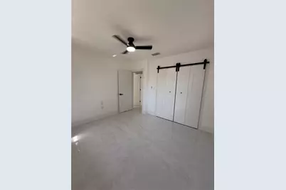 2405 21st Ave W, Bradenton, FL 34205 - Photo 11