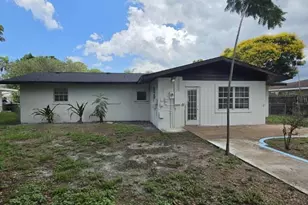 2405 21st Ave W, Bradenton, FL 34205 - Photo 27
