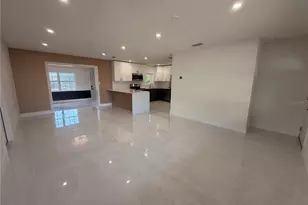 2405 21st Ave W, Bradenton, FL 34205 - Photo 5