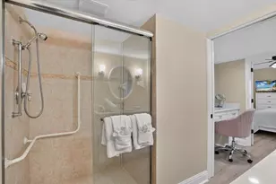 1007 Gulf Dr N, Bradenton Beach, FL 34217 - Photo 23