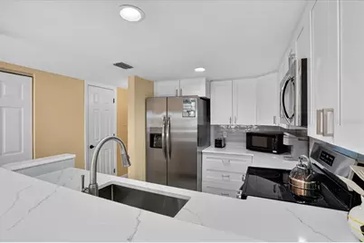 1007 Gulf Drive N #217, Bradenton Beach, FL 34217 - Photo 15