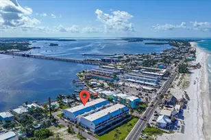 1007 Gulf Dr N, Bradenton Beach, FL 34217 - Photo 39
