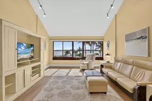 1007 Gulf Dr N, Bradenton Beach, FL 34217 - Photo 5