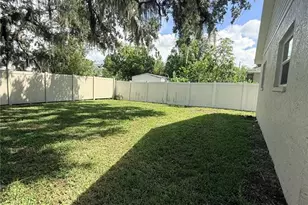 1013 6th St E, Bradenton, FL 34208 - Photo 19