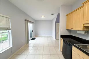 7669 Plantation Cir, University Park, FL 34201 - Photo 7