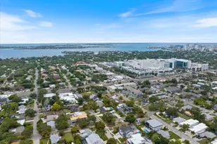 2126 Hyde Park St, Sarasota, FL 34239 - Photo 7