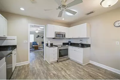 2126 Hyde Park Street, Sarasota, FL 34239 - Photo 17