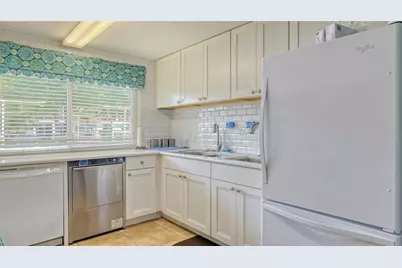 1300 N Portofino Drive #103, Sarasota, FL 34242 - Photo 49
