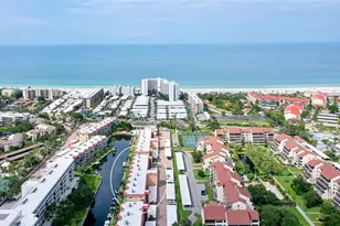 1300 N Portofino Dr, Sarasota, FL 34242 - Photo 3