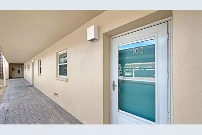 1300 N Portofino Drive #103, Sarasota, FL 34242 - Photo 9