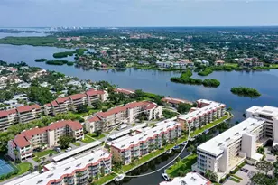 1300 N Portofino Dr, Sarasota, FL 34242 - Photo 1