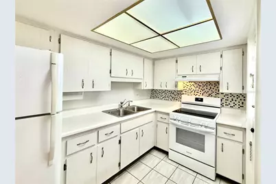 6105 Coral Way, Bradenton, FL 34207 - Photo 3
