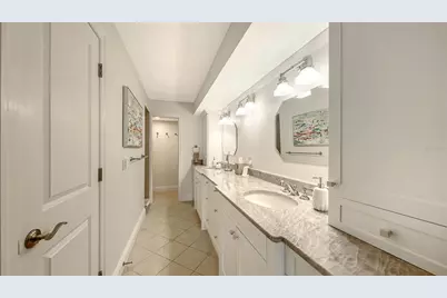 5880 Midnight Pass Road #307, Sarasota, FL 34242 - Photo 21