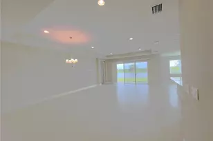 17675 Savory Mist Cir, Lakewood Ranch, FL 34211 - Photo 5