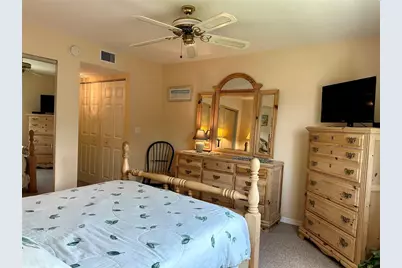 1330 Glen Oaks Drive E #370D, Sarasota, FL 34232 - Photo 17