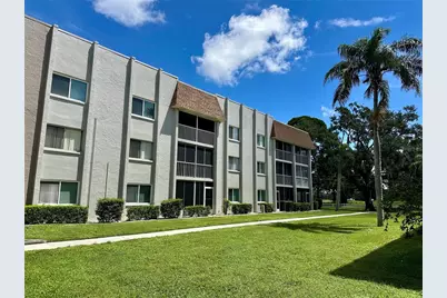 1330 Glen Oaks Drive E #370D, Sarasota, FL 34232 - Photo 1