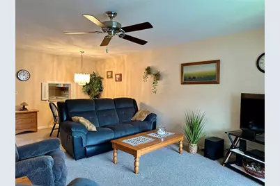 1330 Glen Oaks Drive E #370D, Sarasota, FL 34232 - Photo 11