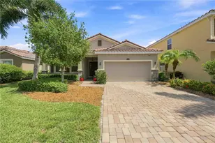 5516 Cartagena Dr, Sarasota, FL 34233 - Photo 1
