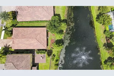 5516 Cartagena Drive, Sarasota, FL 34233 - Photo 43